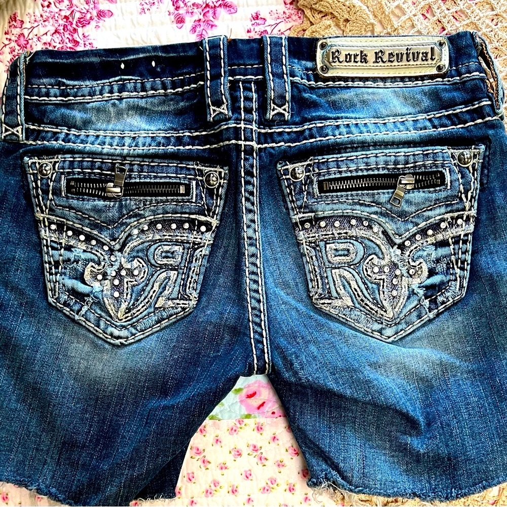 RRRRRRRRROCK REVIVAL EASY STRETCH SIZE 25